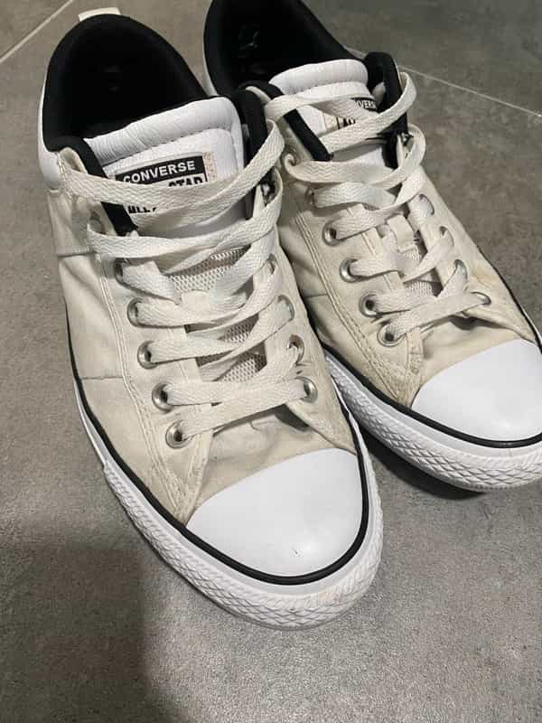 shoes clothing item image